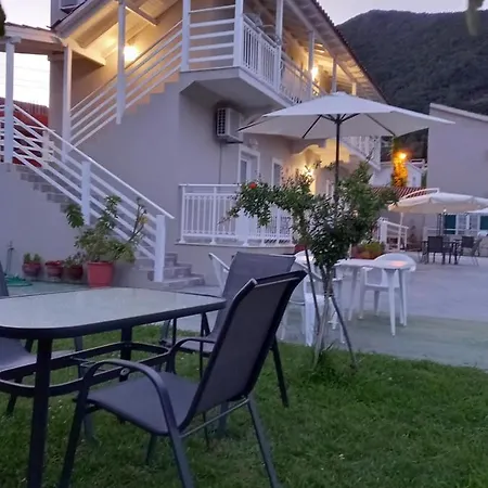 דירה George 1 איפסוס