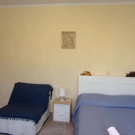 George 1 איפסוס