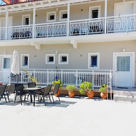 Апартаменты George 1