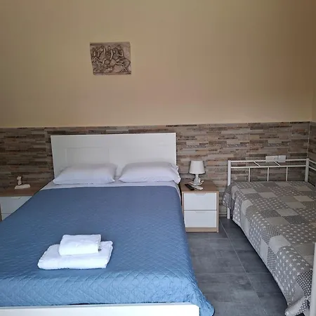 Apartament George 1 Ýpsos